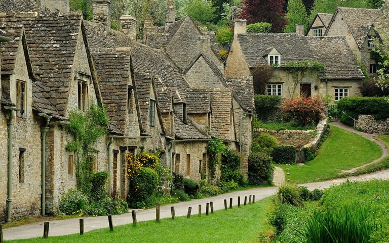 Cotswolds Itinerary 3 Days: The Perfect Route (2026)