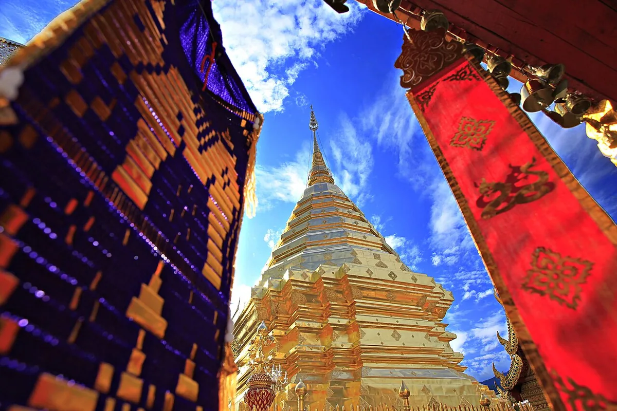 Wat Phra That Doi Suthep Chiang Mai golden stupa travel base Thailand
