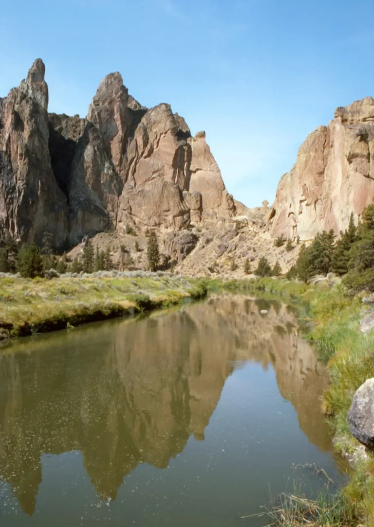 Smith Rock Crooked River Oregon Bend aerial scenic panoramic view