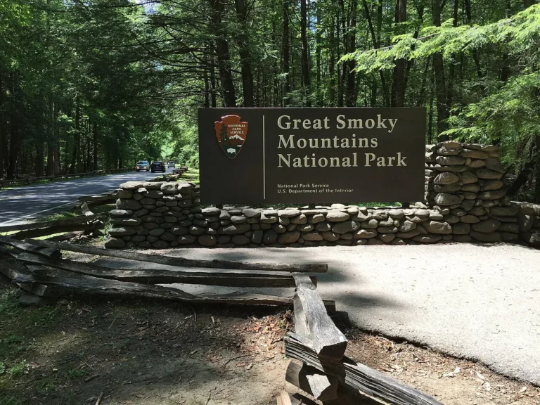 Newfound Gap Road Gatlinburg Great Smoky Mountains romantic drive Tennessee