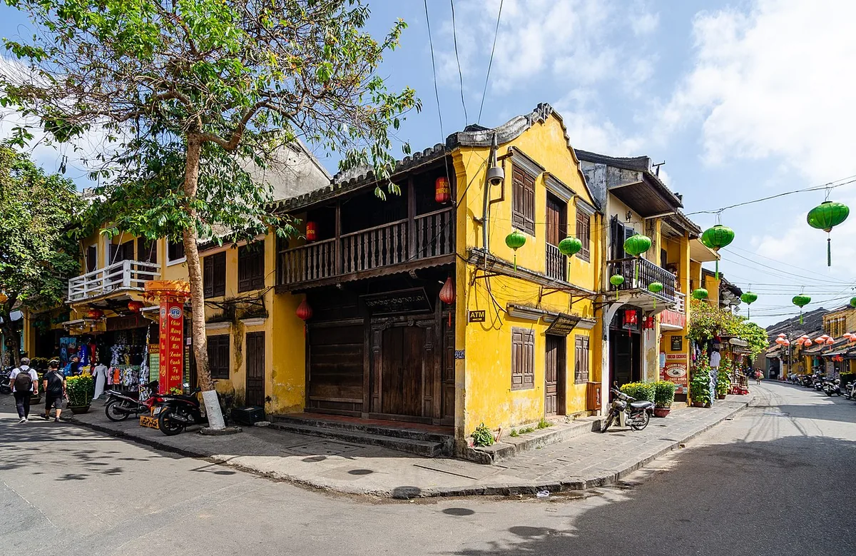 Hoi An Ancient Town Vietnam best things streets cafes culture explore