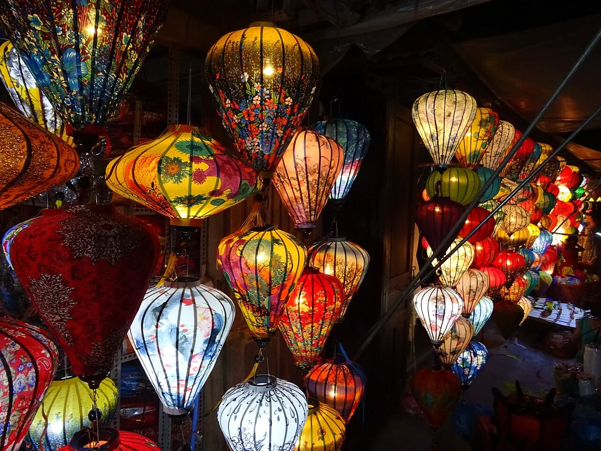 Hoi An lantern shop Vietnam hidden gem workshop behind-the-scenes crafts