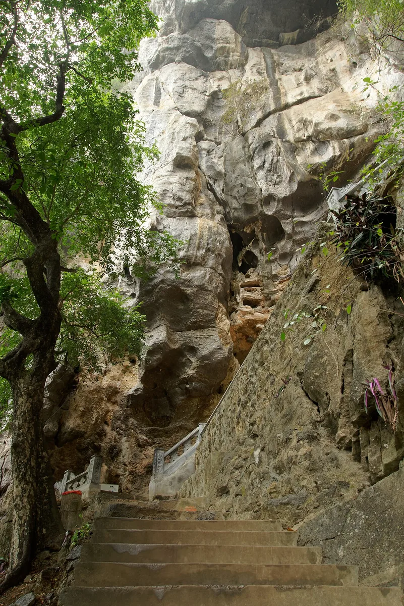 Bich Dong Pagoda Ninh Binh Vietnam hidden gem cave temple off beaten path