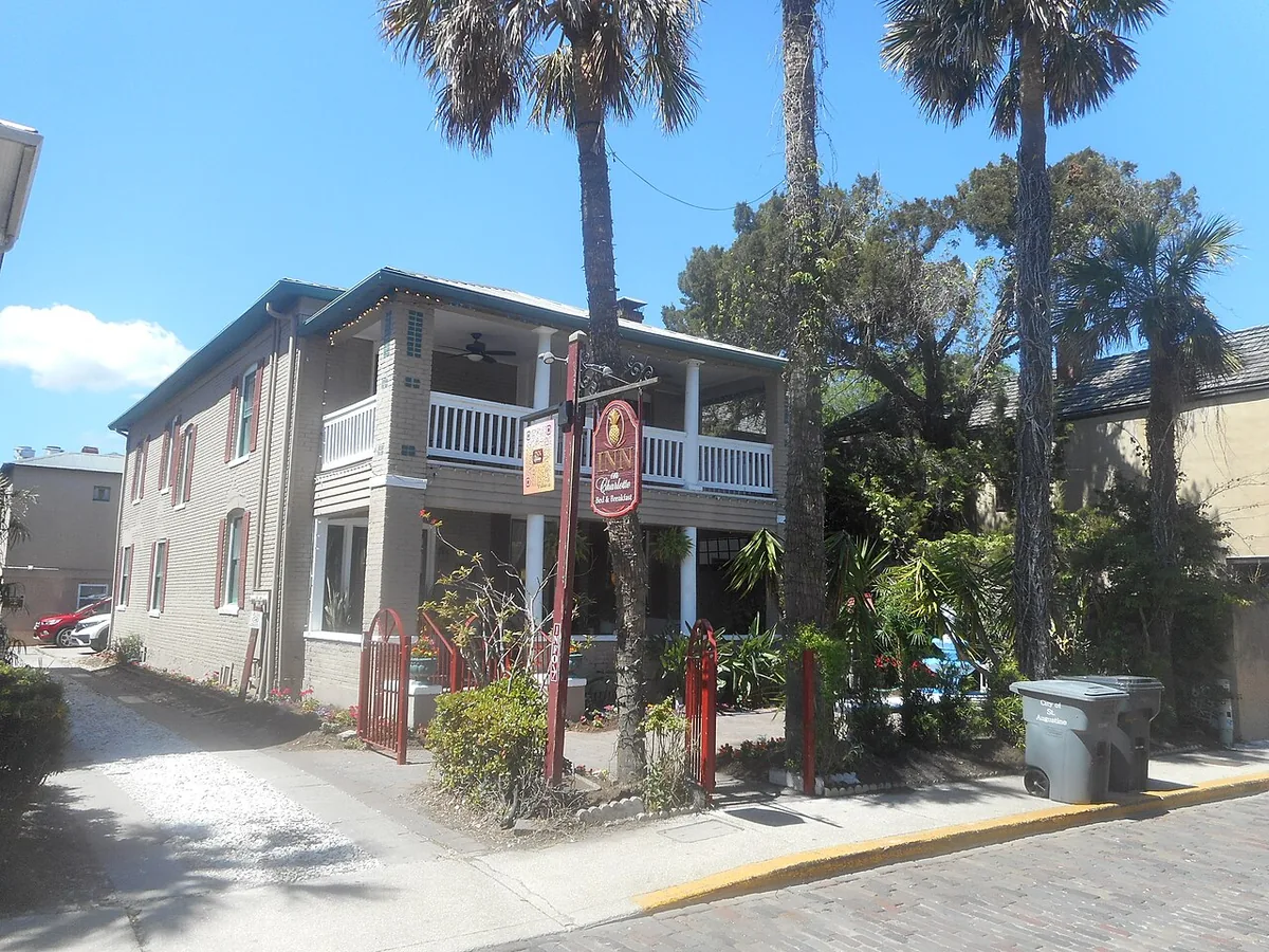 St Augustine Florida historic inn bed and breakfast Victorian building